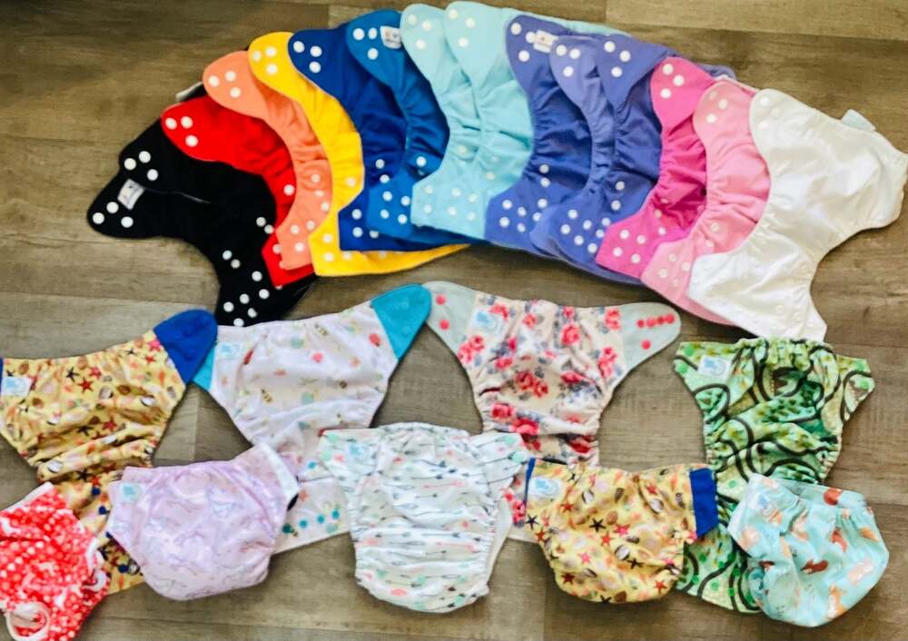 Alvababy and Happy Flute Cloth Diaper Lot (23 Pieces)
